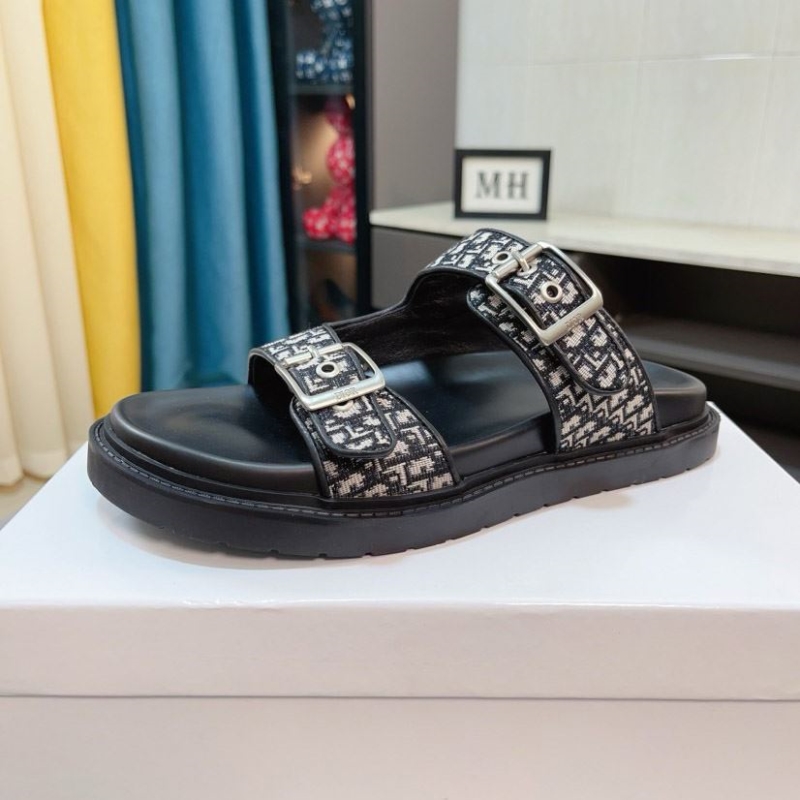 ch**an D*or slippers